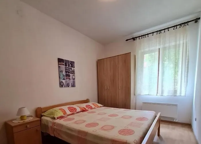 Miljana * Postira
